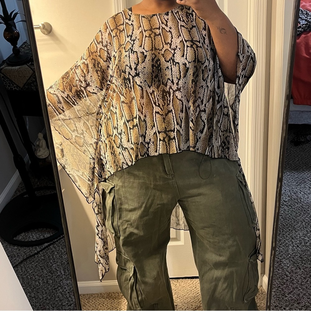 Cha Cha Vente Snake Print Swim Coverup